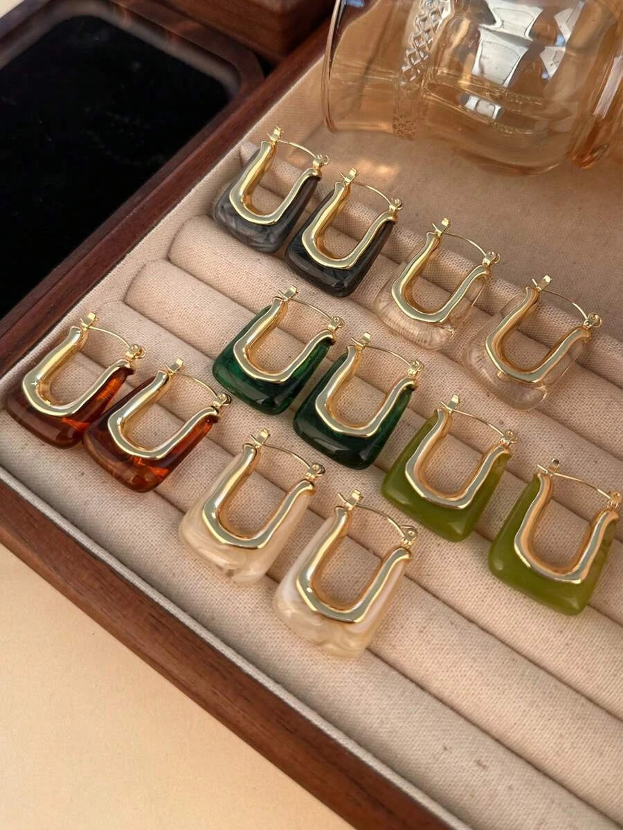 Retro U-Shaped Resin Hoop Earrings