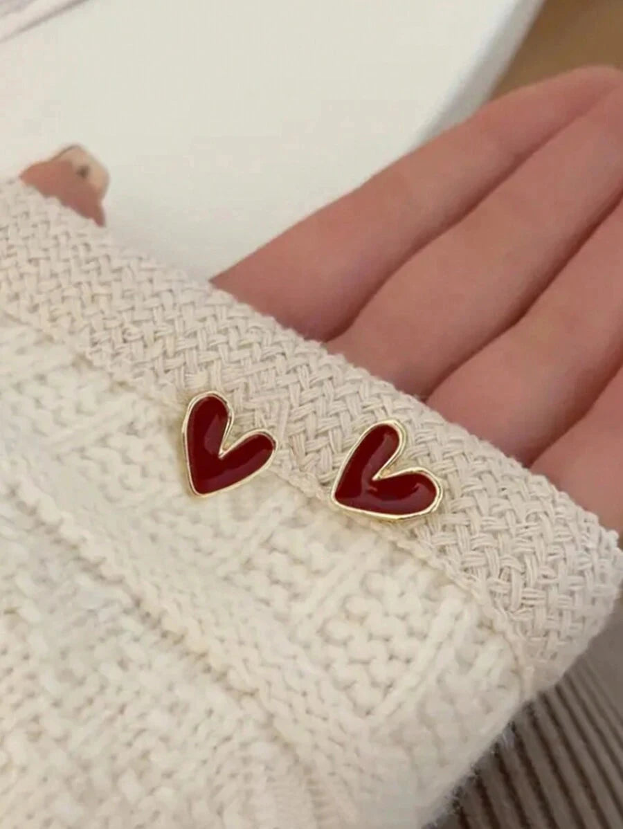 Vintage Oil-Drip Heart Stud Earrings