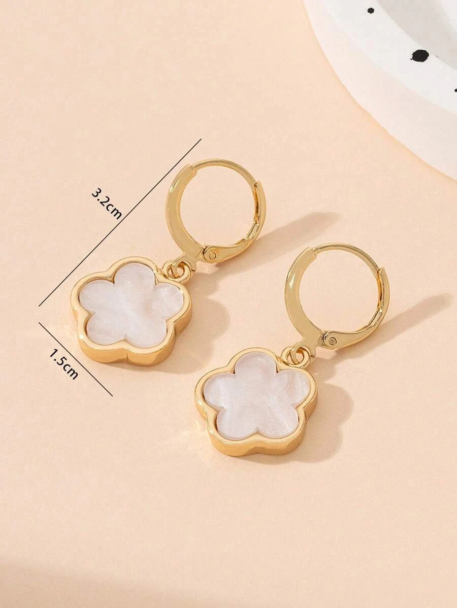 Metal Lucky Clover Pendant Earrings