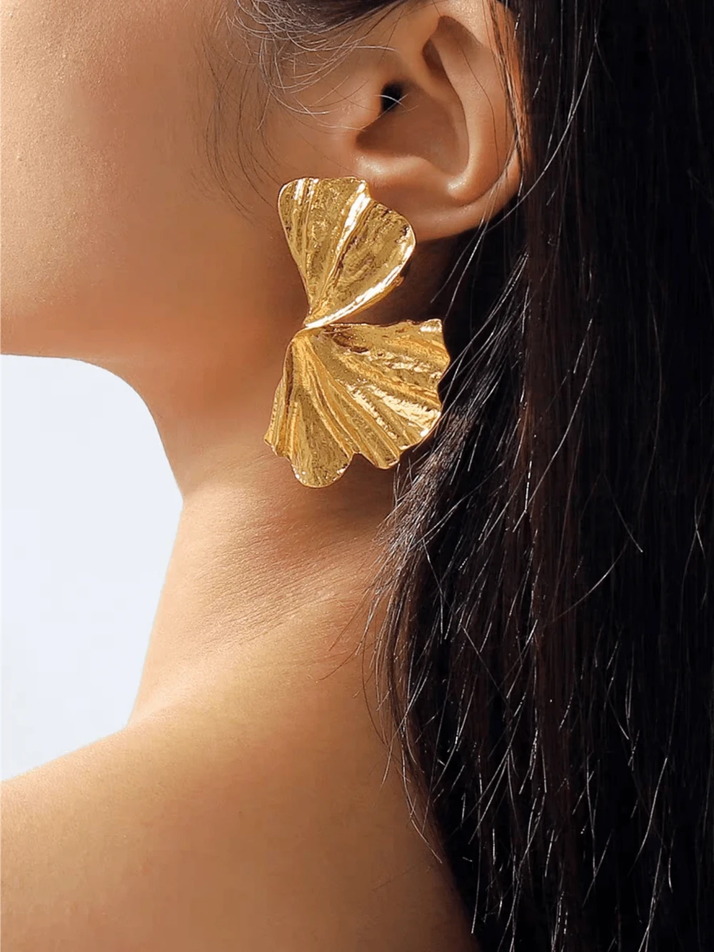 Retro Geometric Metal Leaf Earrings
