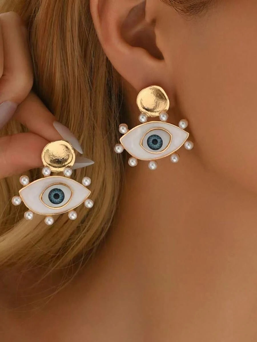 Vintage Pearl Enamel Stud Earrings