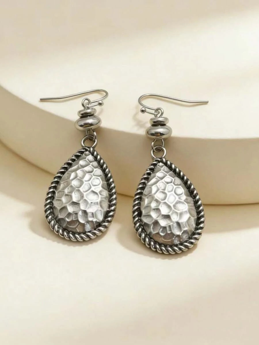 Vintage Hammered Round Pendant Earrings