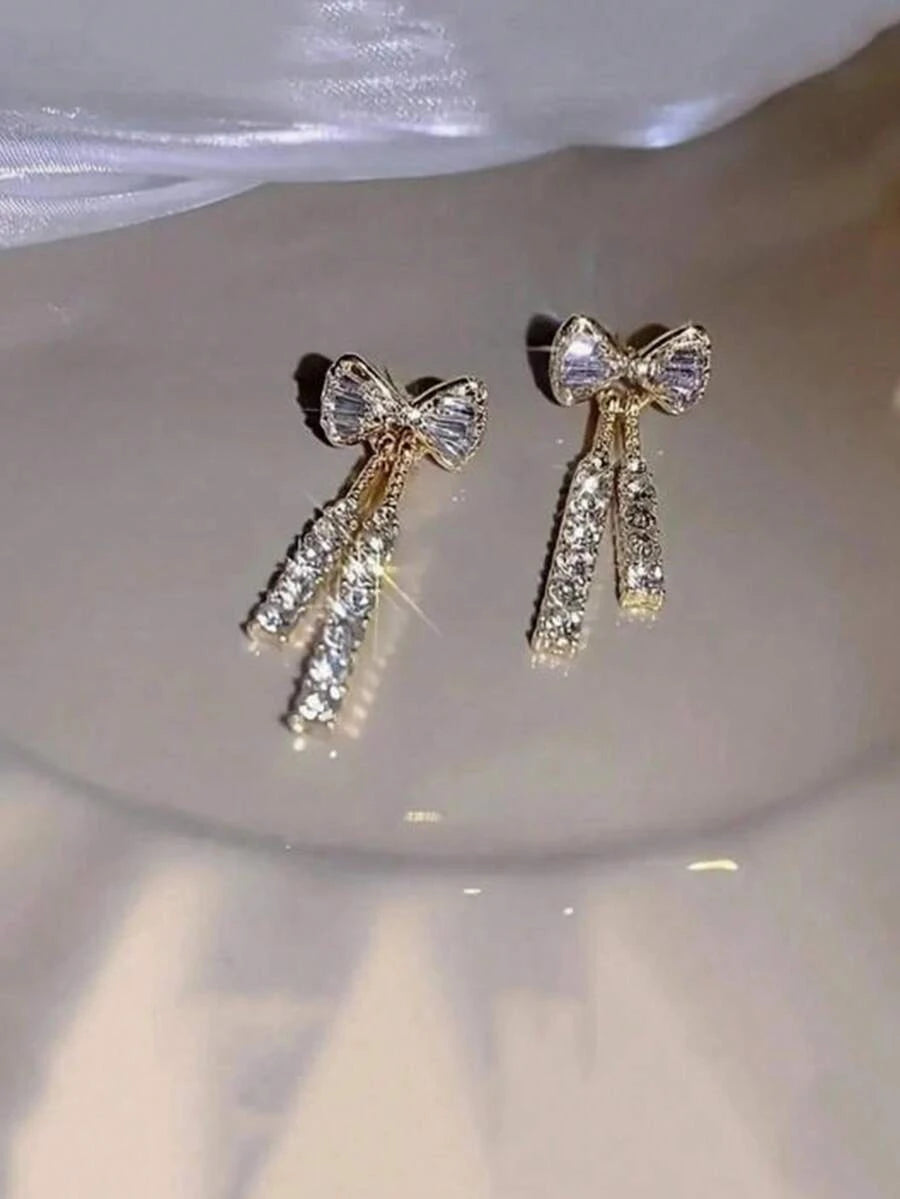 Vintage Cat Claw Hook Earrings