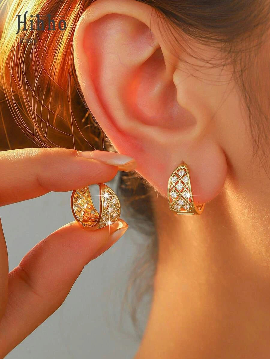 Vintage Hollow Geometric Circular Earrings