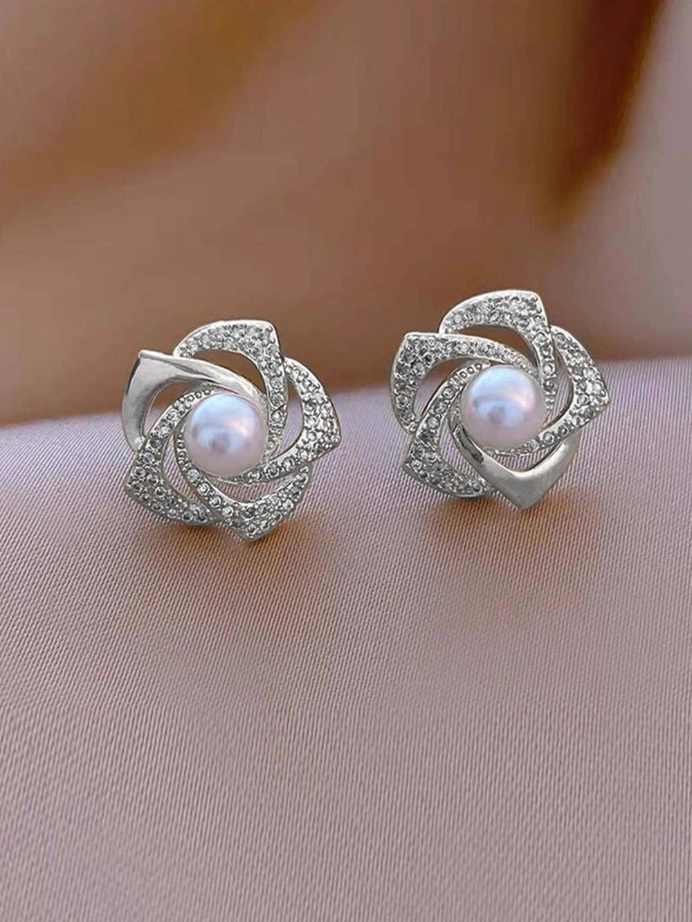 Minimalist Geometric Faux Pearl Earrings