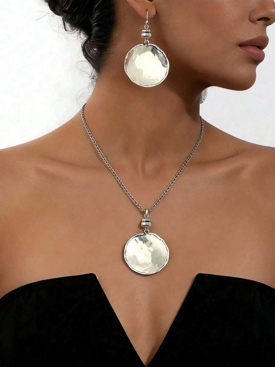 Vintage Minimalist Distressed Metal Disc Earrings