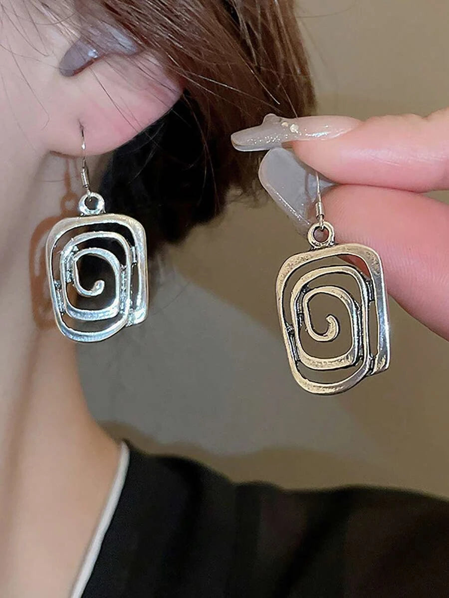 Vintage Inspired Geometric Metal Dangle Earrings
