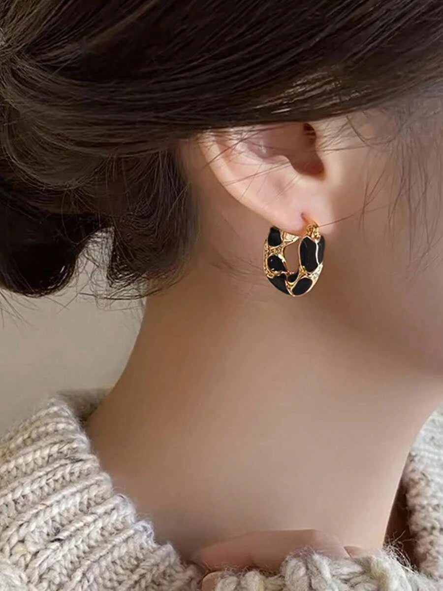 Vintage Resin U-Shaped Earrings