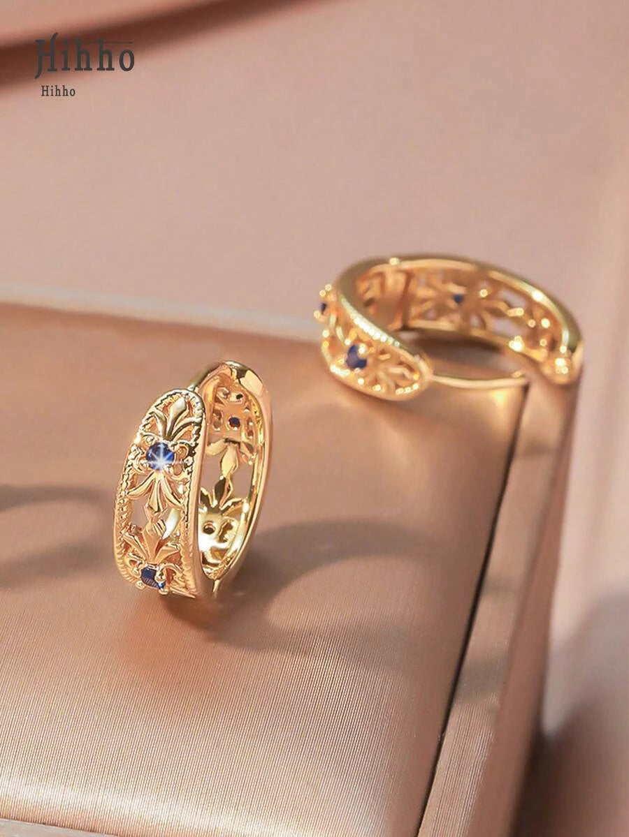 Vintage Hollow Geometric Circular Earrings