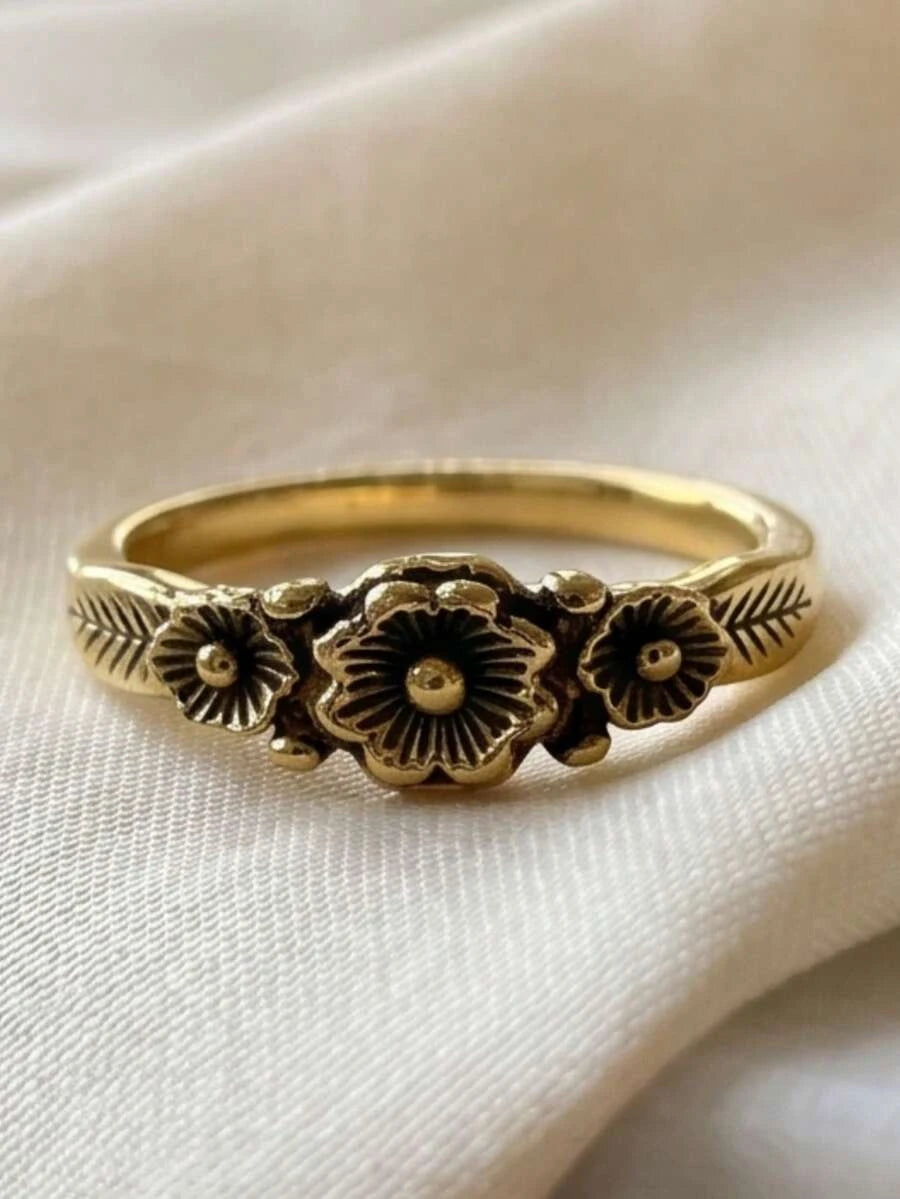Vintage Boho Flower Leaf Ring
