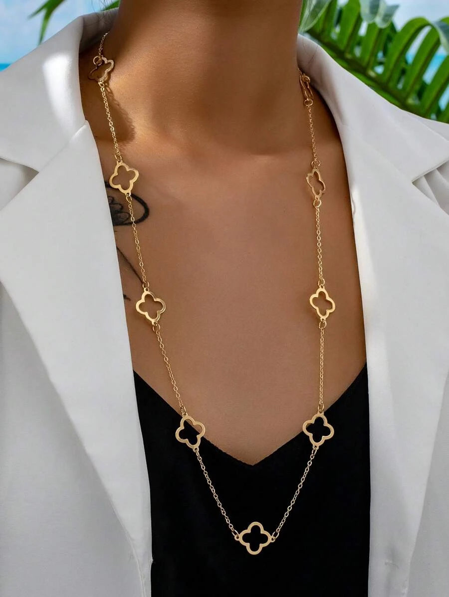Clover Pendant Long Necklace