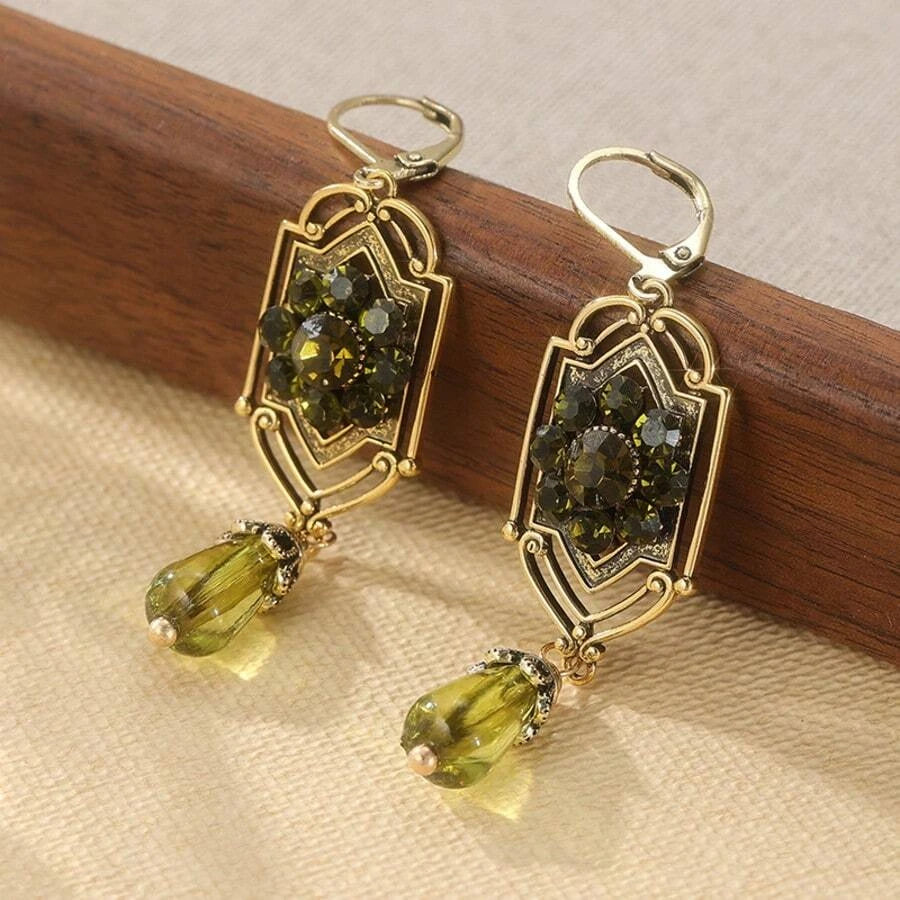 Vintage Water Drop Green Cubic Zirconia Earrings