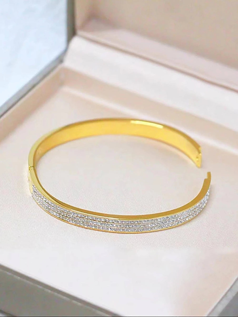 Cubic Zirconia Decor Bangle