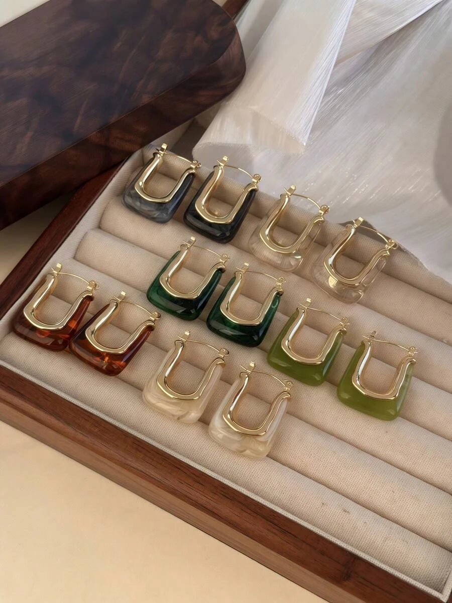 Retro U-Shaped Resin Hoop Earrings
