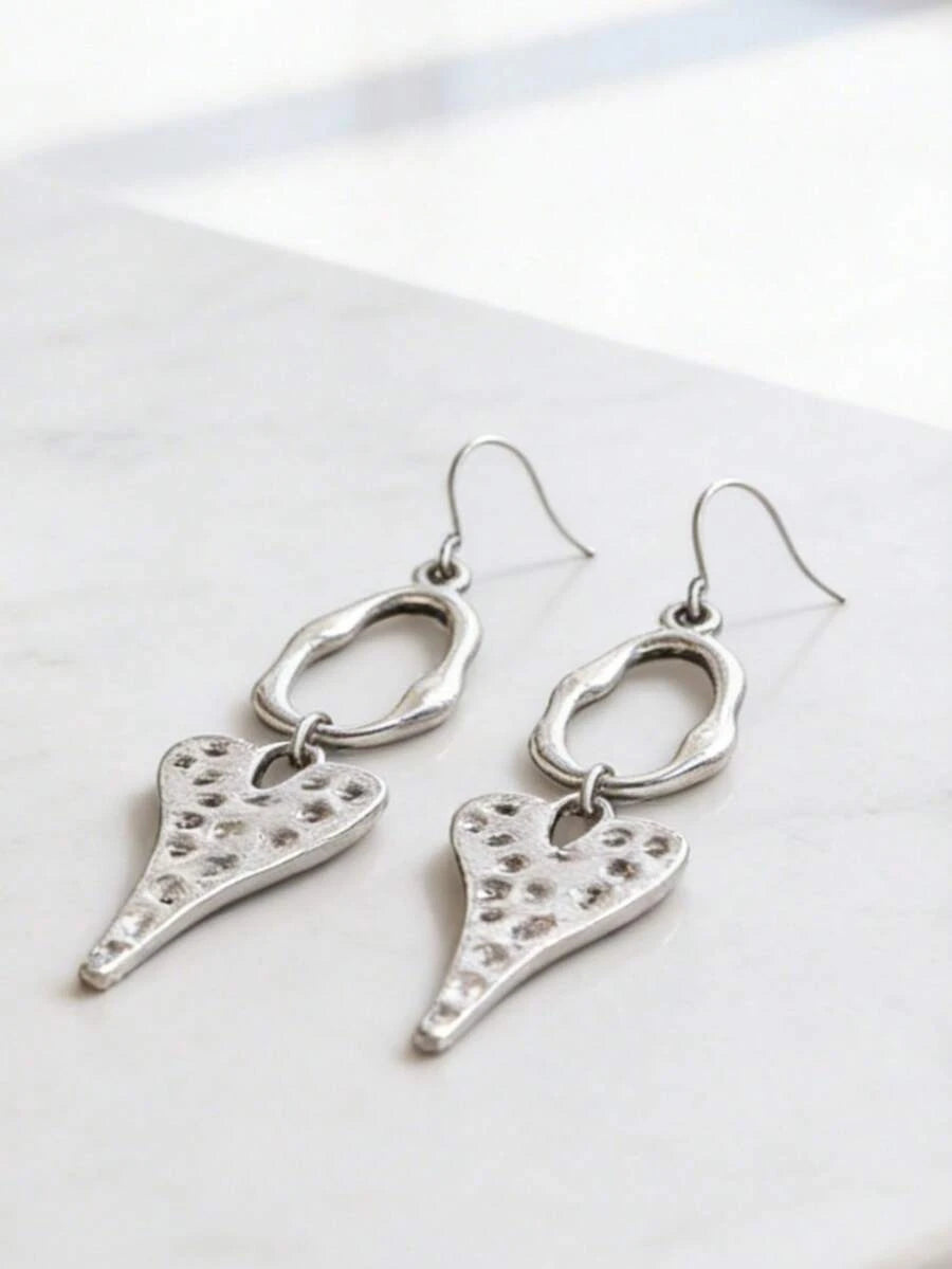 Vintage Bohemian Hollow Heart Earrings