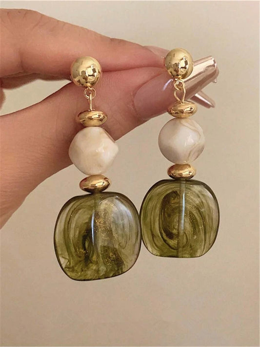 Vintage Asymmetrical Tie Dye Long Acrylic Pendant Earrings