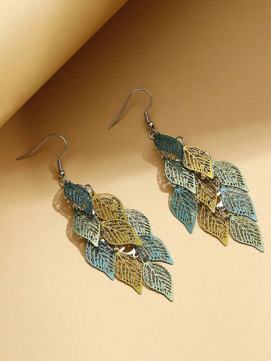 Retro Leaf Tassel Earrings