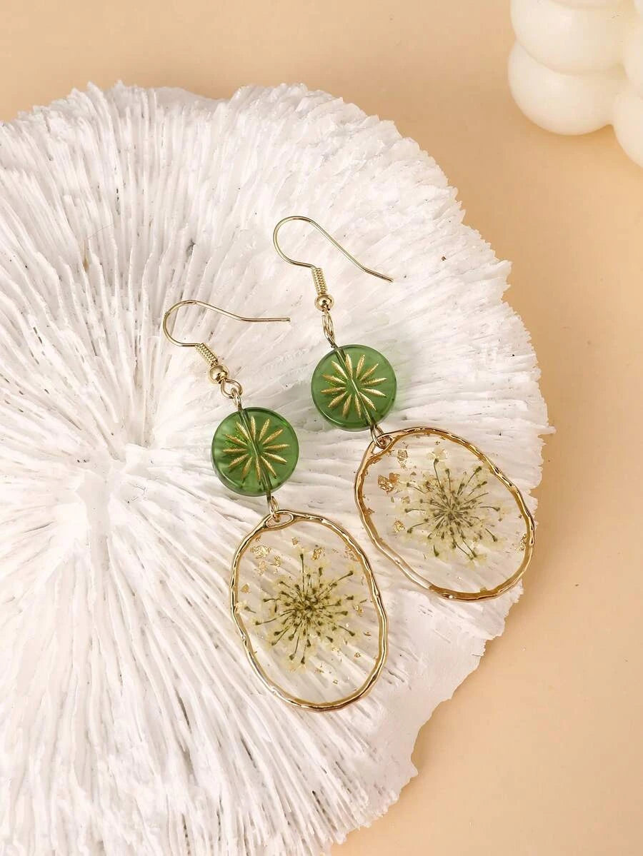 Dried Flower Resin Oval Earrings