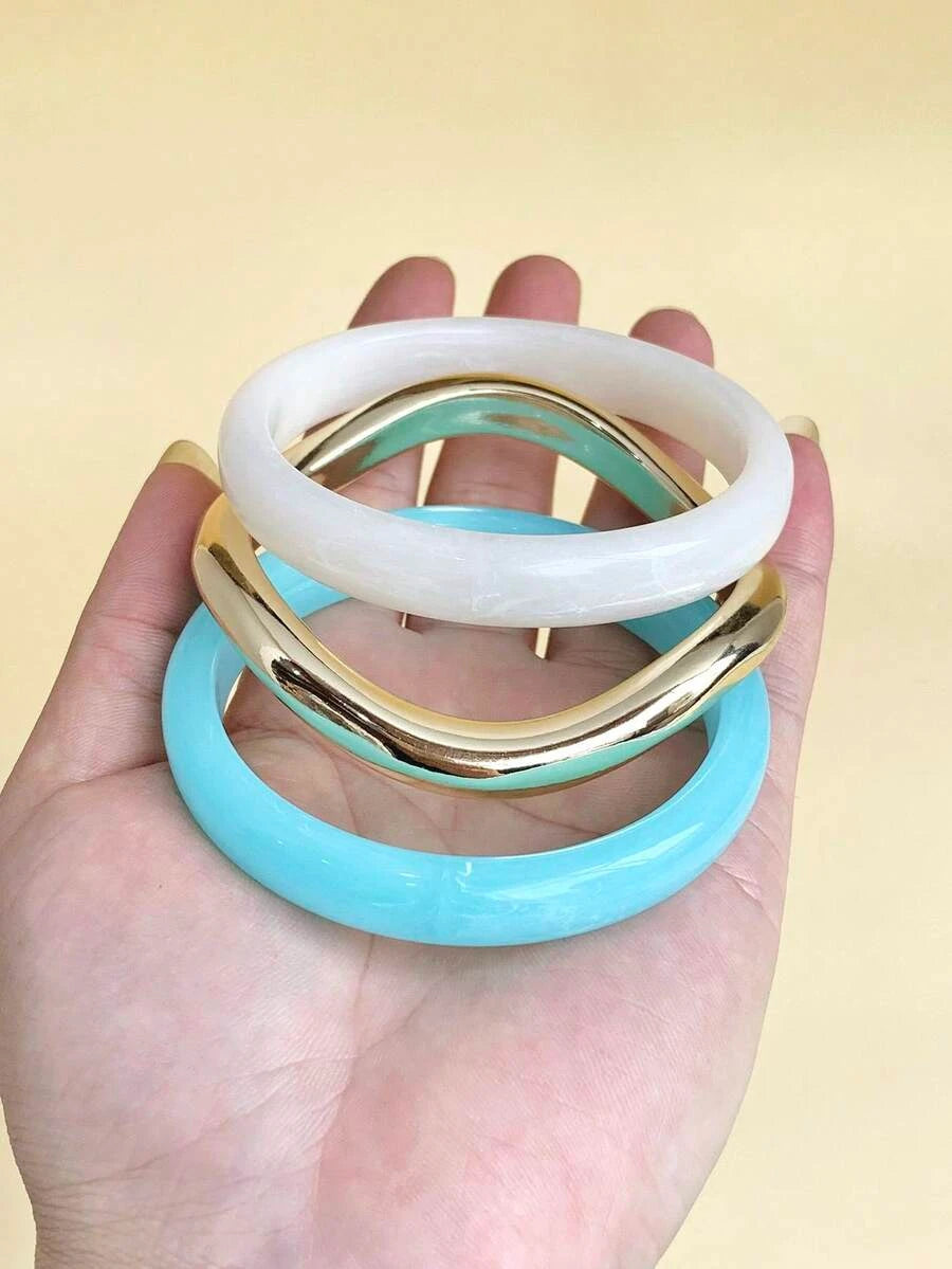 Vintage Acrylic Resin Bangle Set