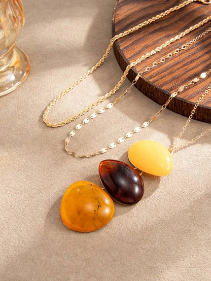 Vintage Resin Geometric Pendant Necklace