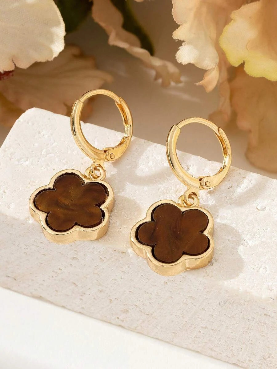 Metal Lucky Clover Pendant Earrings