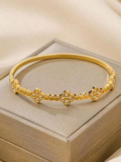 Minimalist Floral Stainless Steel Gold Bracelet Set