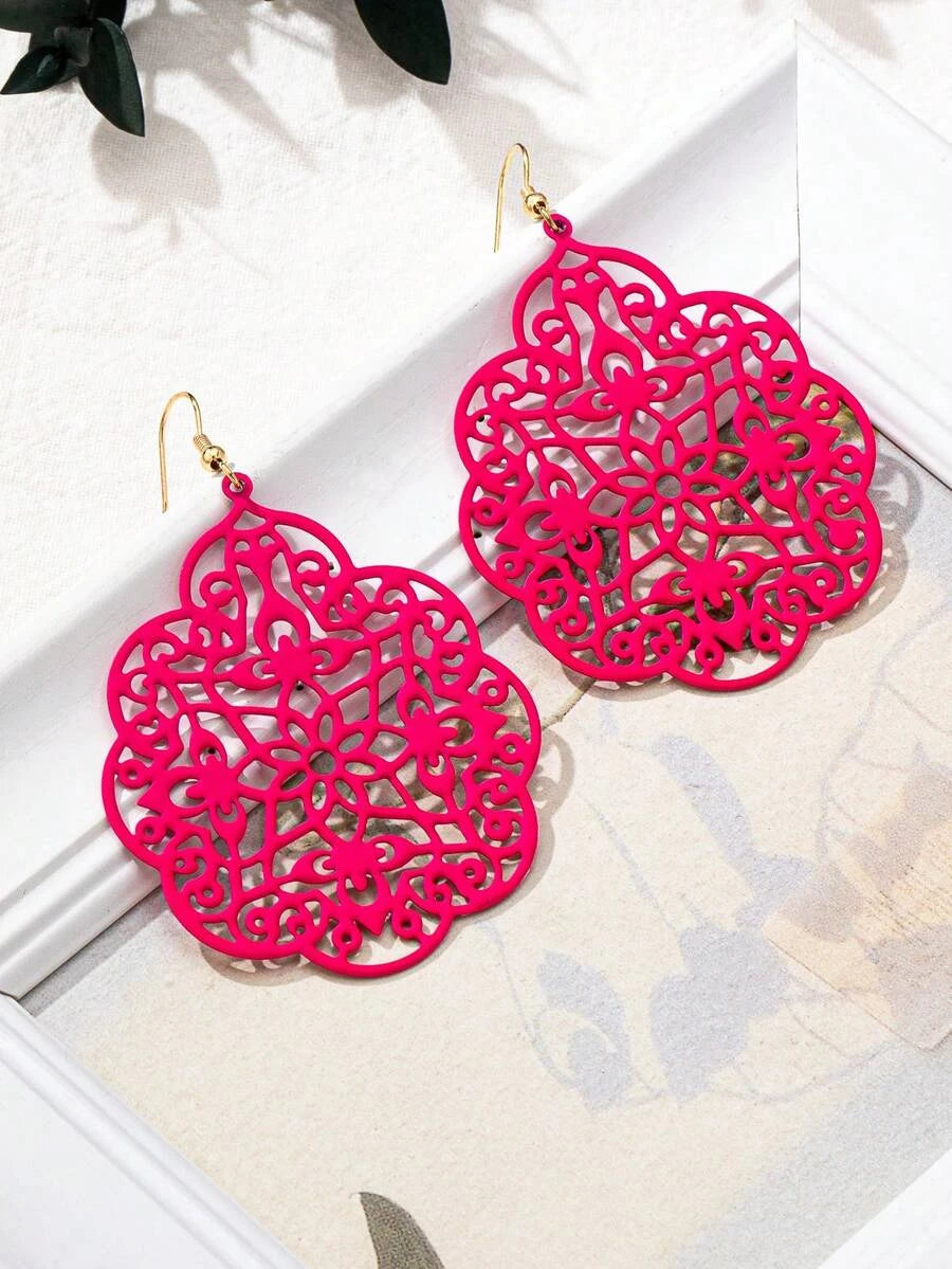 Minimalist Gold Hollow Pendant Earrings