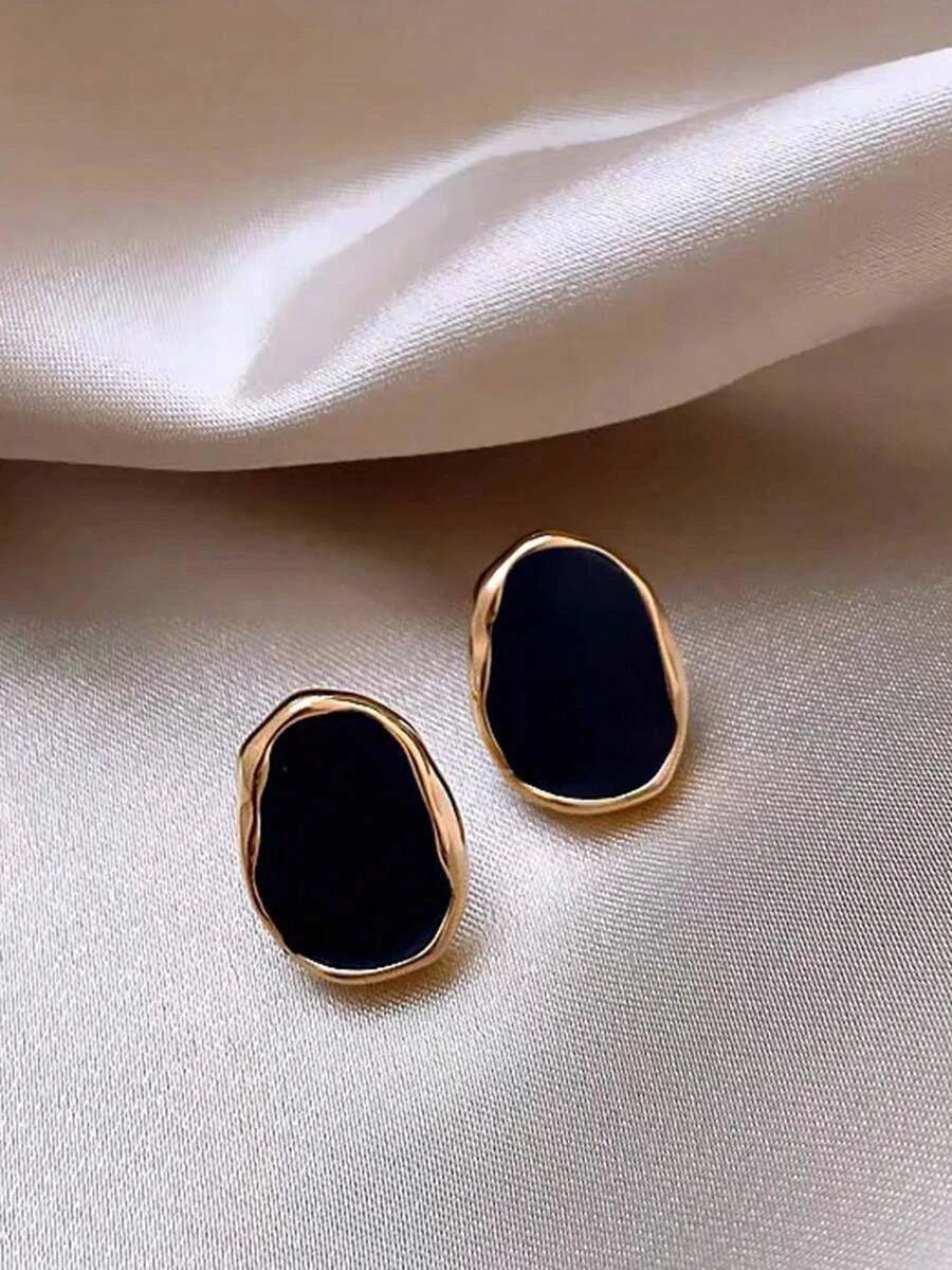 Minimalist Asymmetrical Geometric Earrings