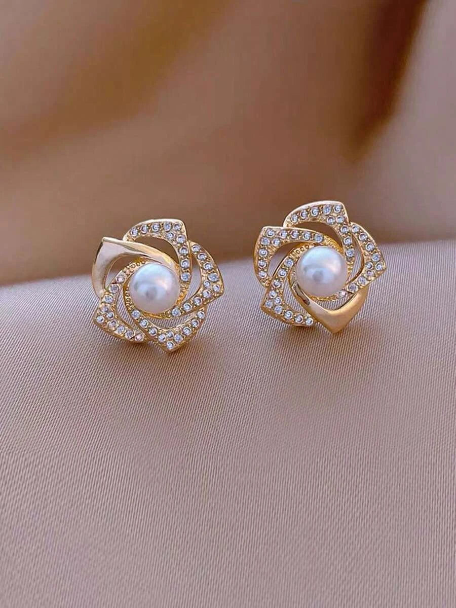Minimalist Geometric Faux Pearl Earrings