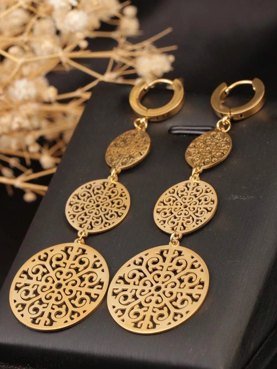 Gold Floral Vine Leaf Pendant Earrings