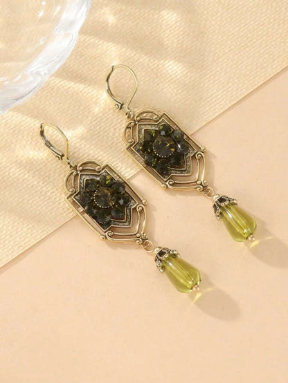 Vintage Teardrop Zirconia Earrings