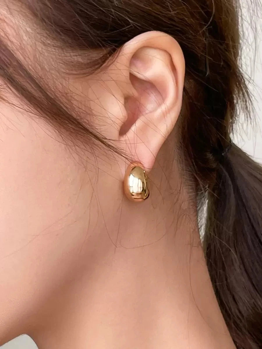 DAZY Geometric Stud Earrings