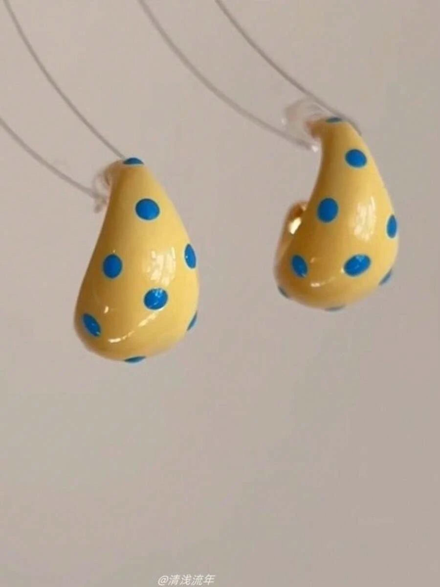 C-Shaped Polka Dot Earrings