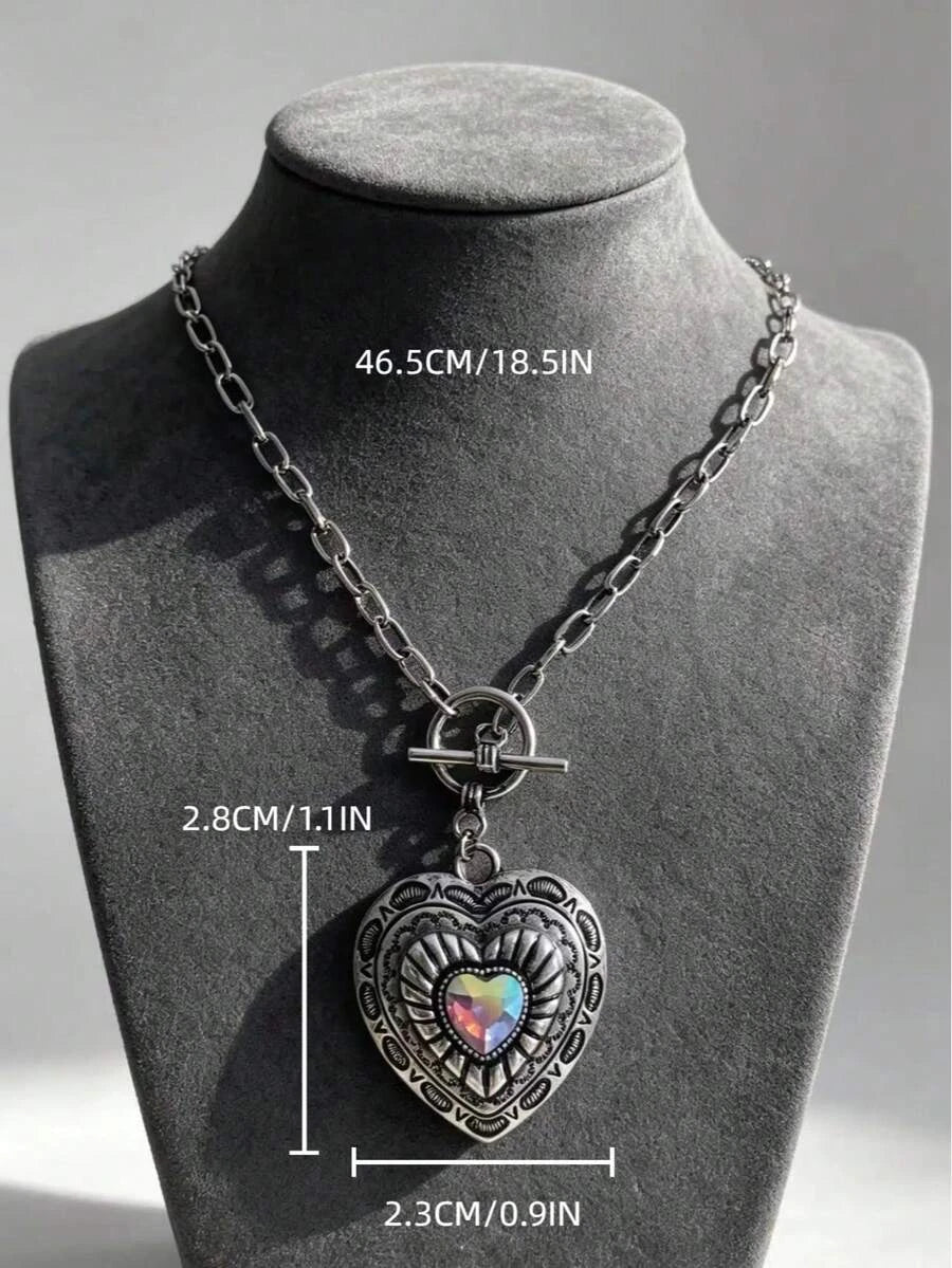 Vintage Heart Pendant Necklace