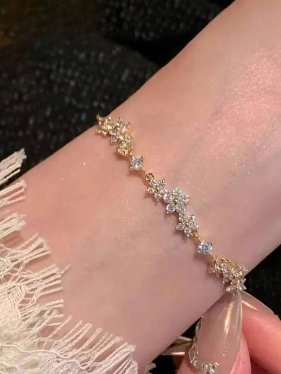 Rhinestone Floral Stretch Bracelet