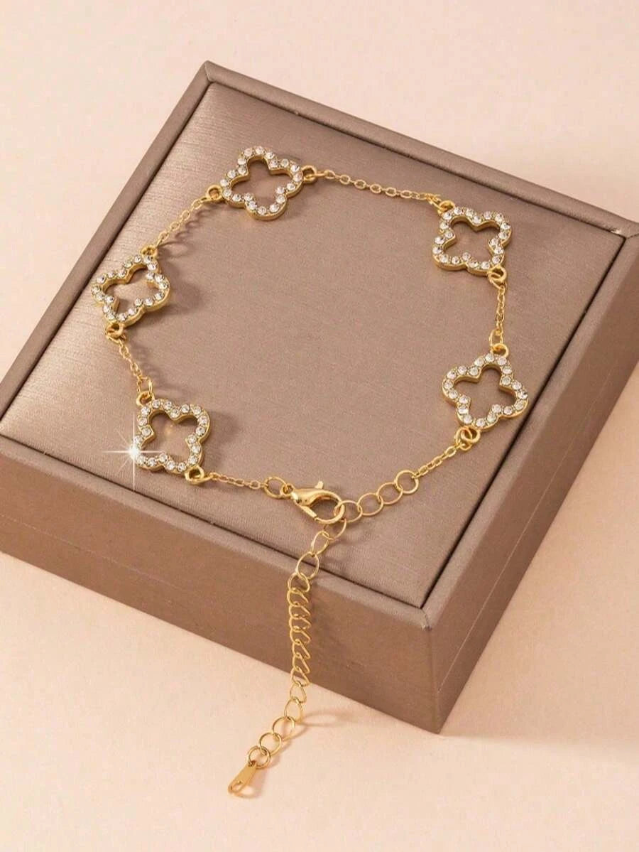 Rhinestone Floral Stretch Bracelet