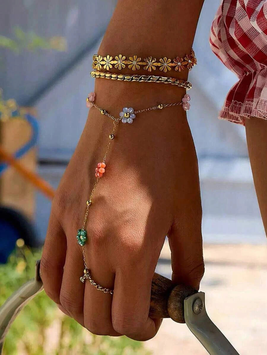 Gold Lip Chain Knuckle Bracelet