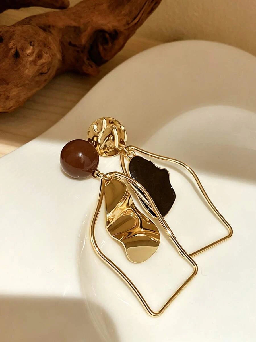 Vintage Gold Asymmetrical Geometric Dangle Earrings