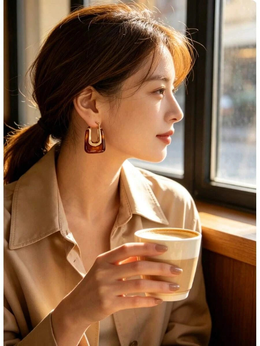 Retro U-Shaped Resin Earrings