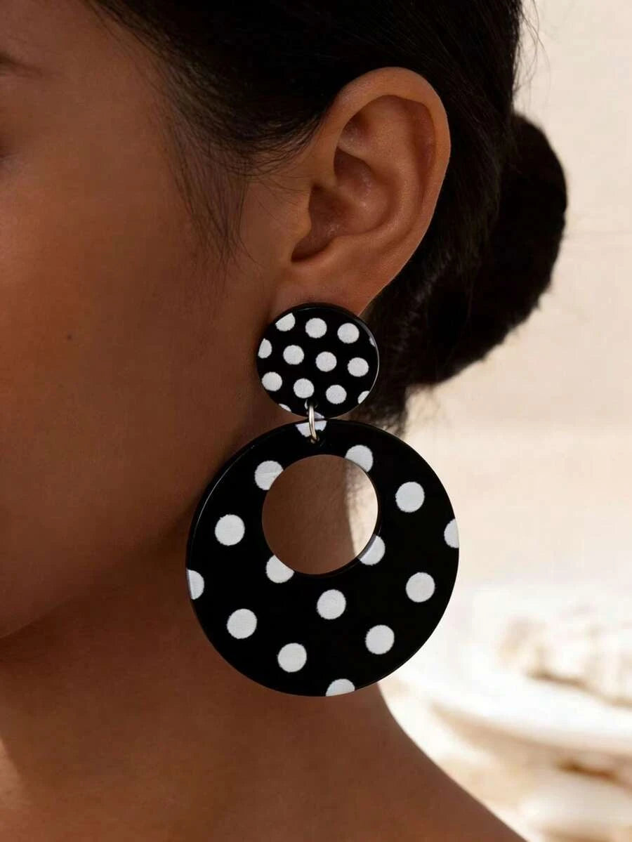 Elegant Black Drop Earrings