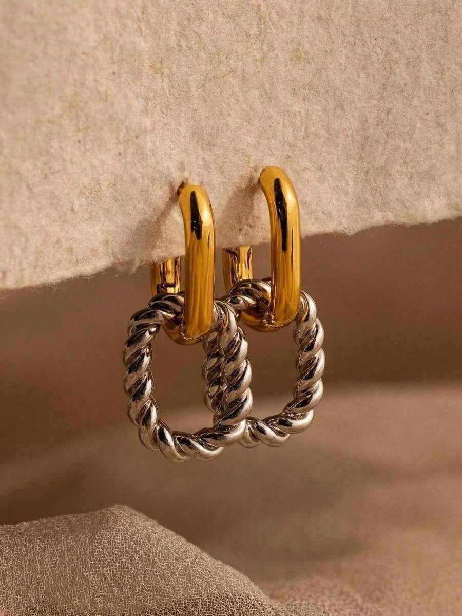 Minimalist Bicolor Oval Earrings