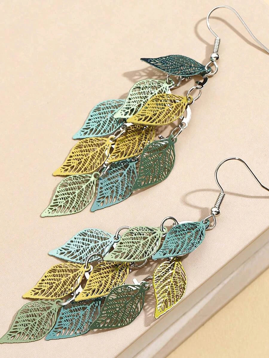 Retro Leaf Tassel Earrings