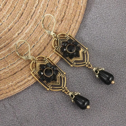 Vintage Teardrop Zirconia Earrings