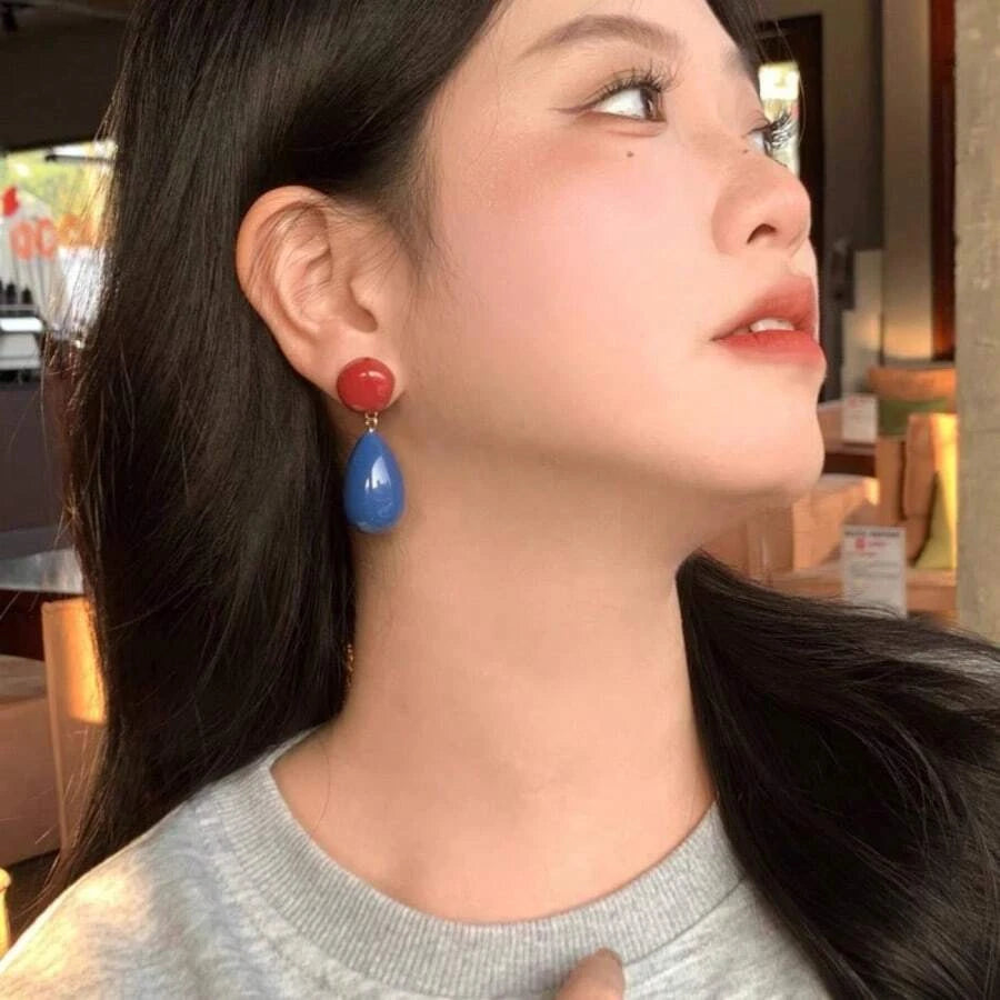 Retro Contrast Geometric Teardrop Earrings