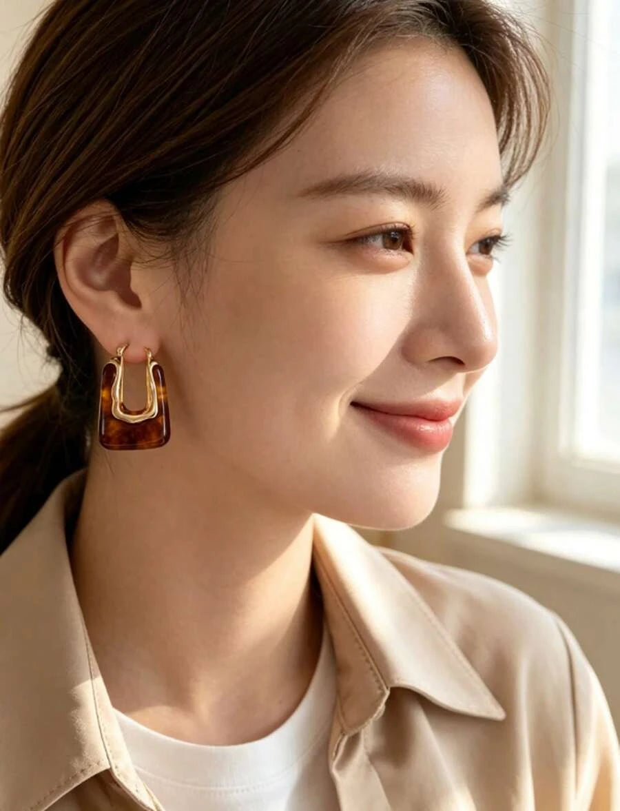 Retro U-Shaped Resin Earrings