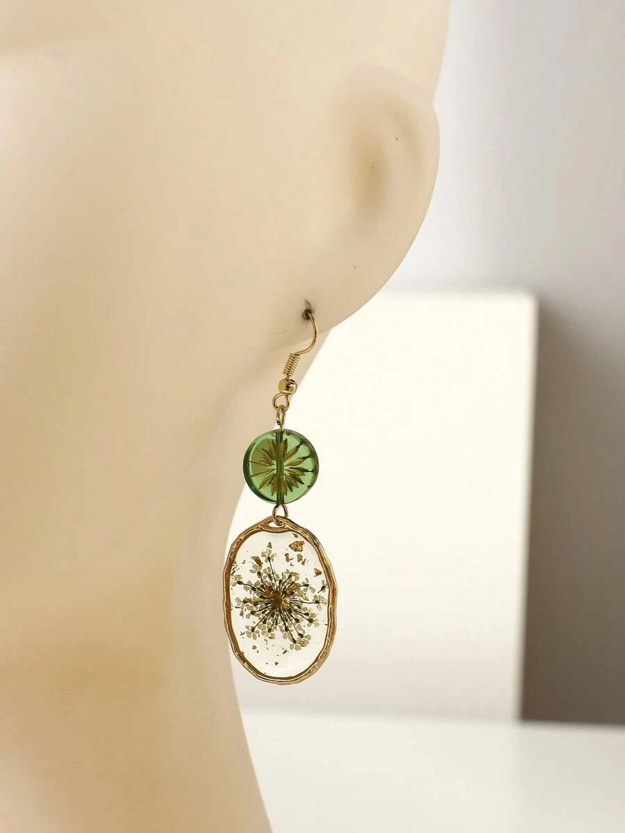 Dried Flower Resin Oval Earrings