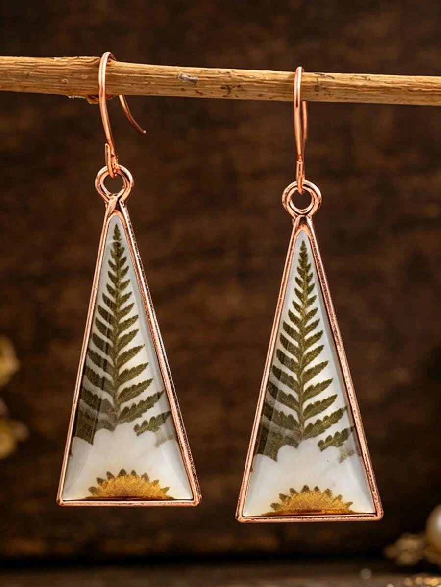 Vintage Leaf Pendant Drop Earrings