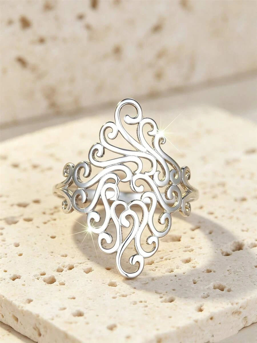Vintage Floral Sterling Silver Ring