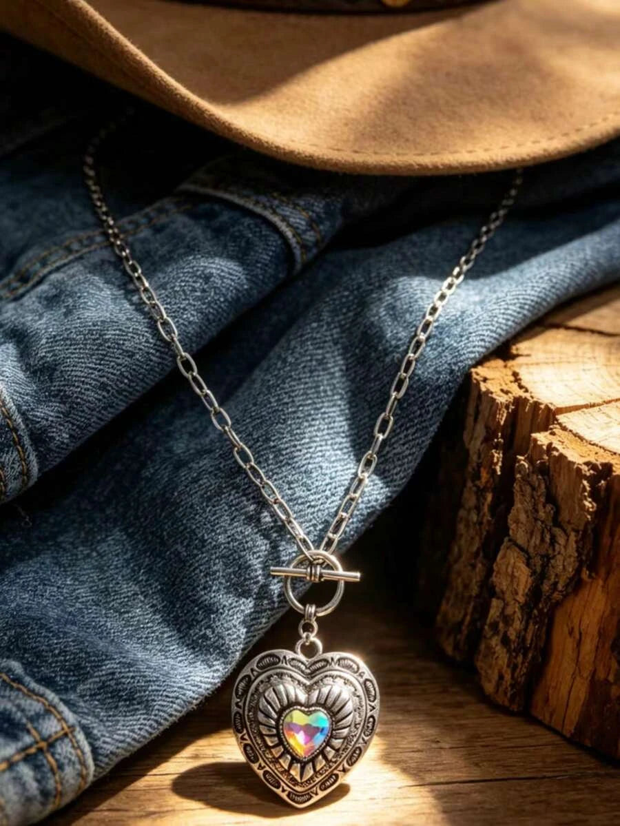 Vintage Heart Pendant Necklace