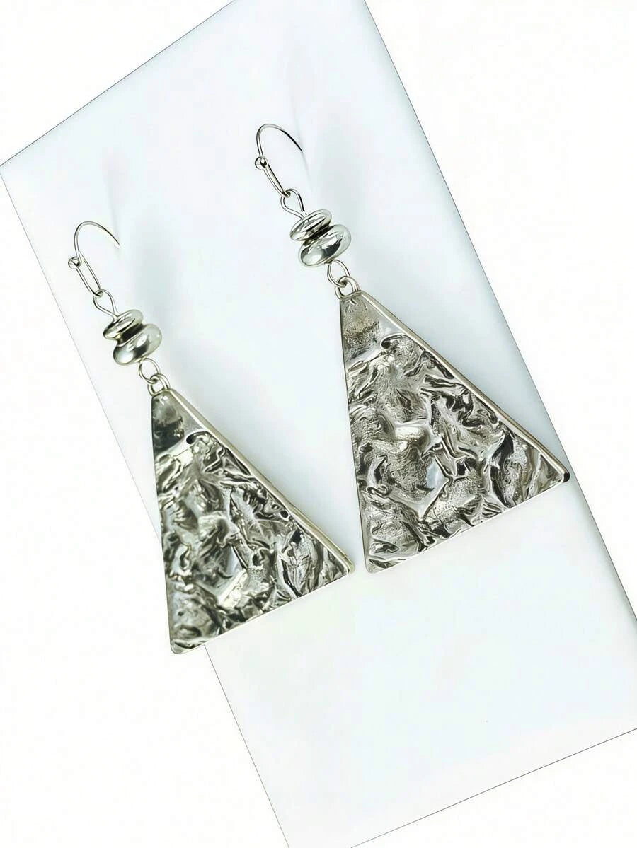 Vintage Minimalist Distressed Metal Disc Earrings